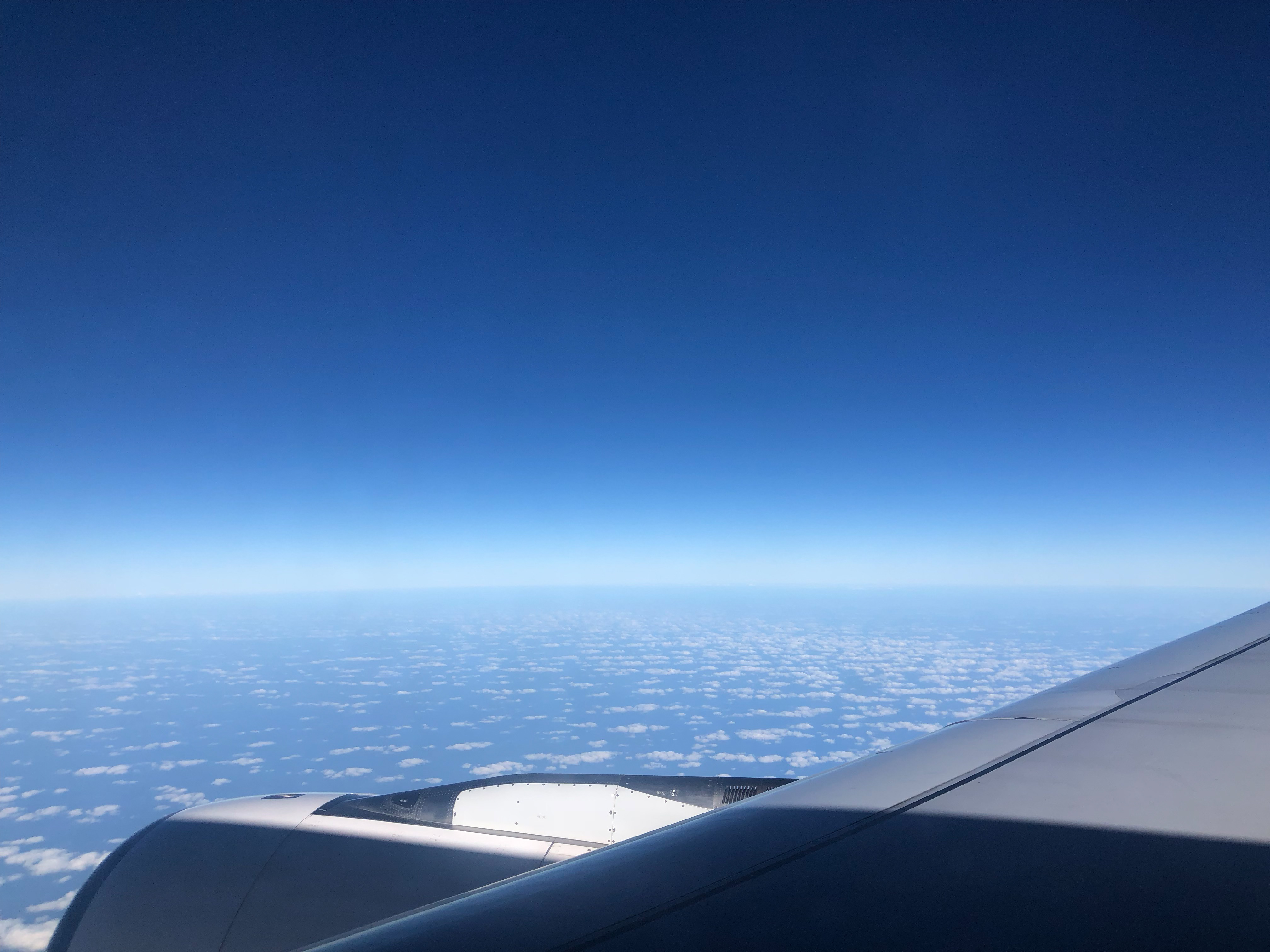 vista de un avión en el cielo