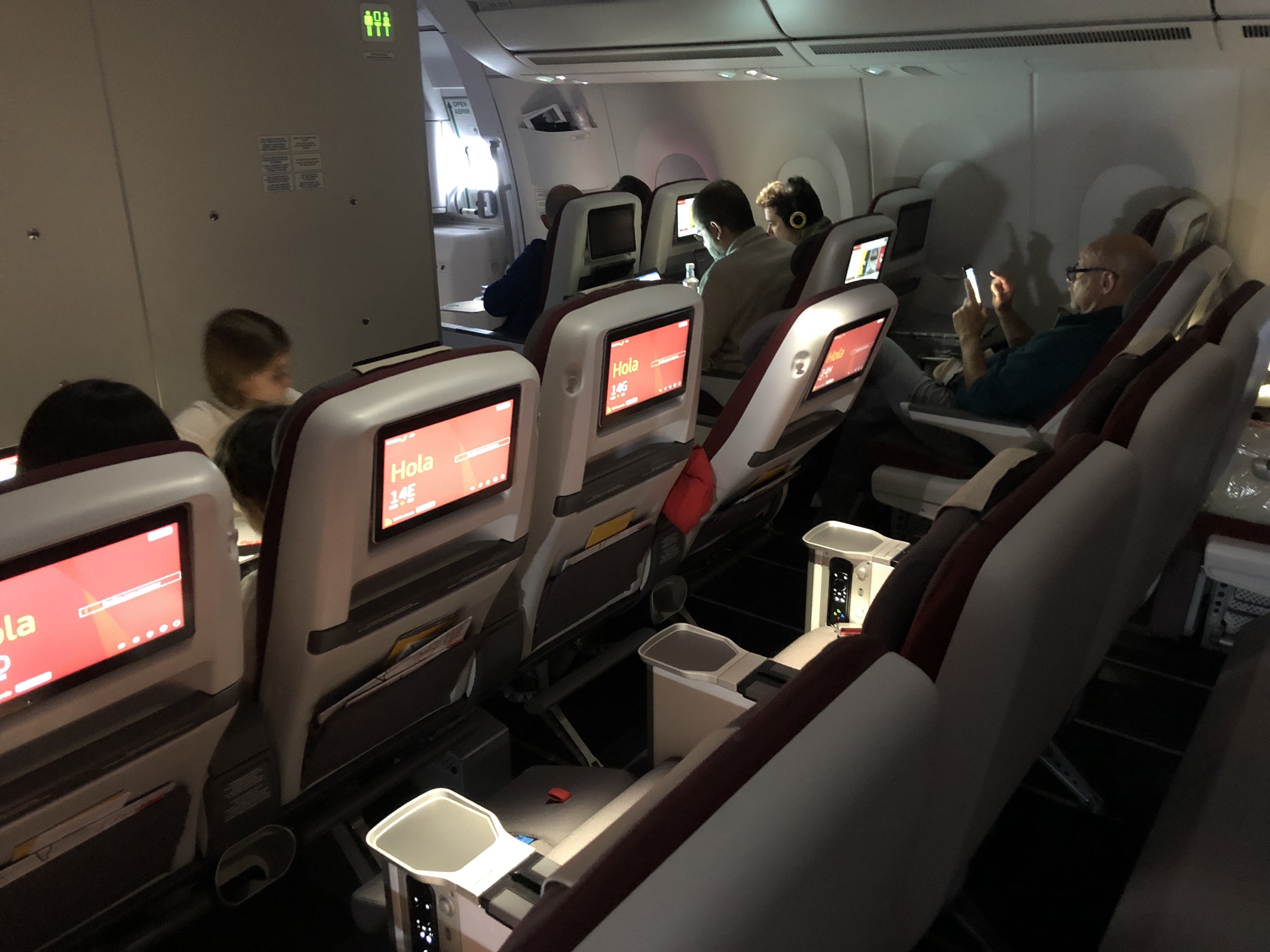 Airbus A350 900 Iberia Interior Image To U