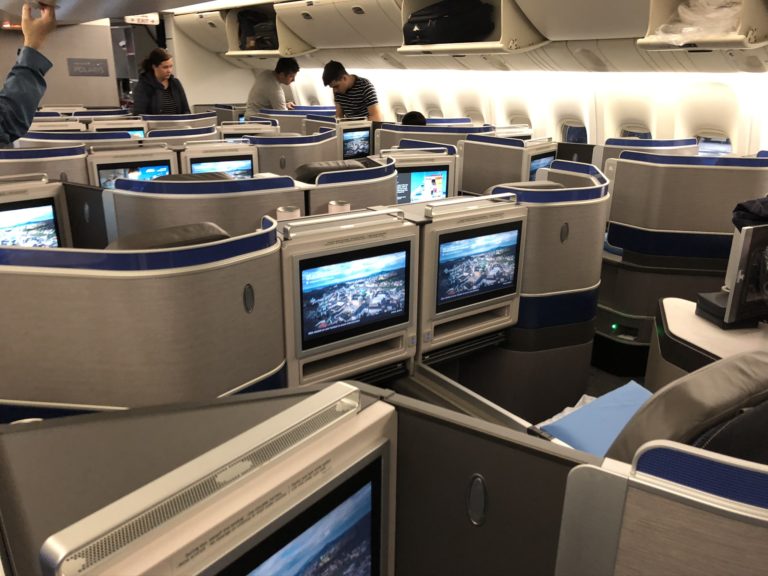 Volando en la Nueva United Polaris Business del Boeing 777 entre Ezeiza y Houston